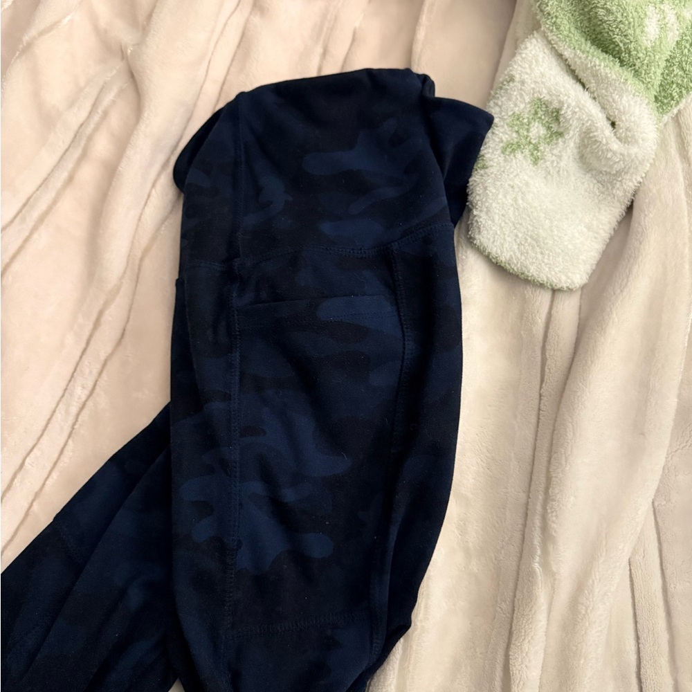 Blue Camo leggings Danskin size XS
